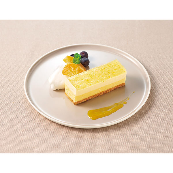 テーブルマーク）フリーカットケーキ 瀬戸内レモンのレアチーズケーキ　550g（カットなし）