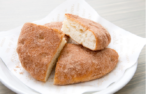 フォカッチャ揚げ シナモンシュガー