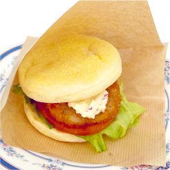 りんごタルタルのマフィンサンド
