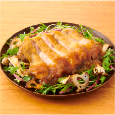 チキンステーキサラダ