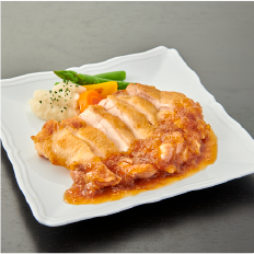 チキンステーキ　シャリアピンソース